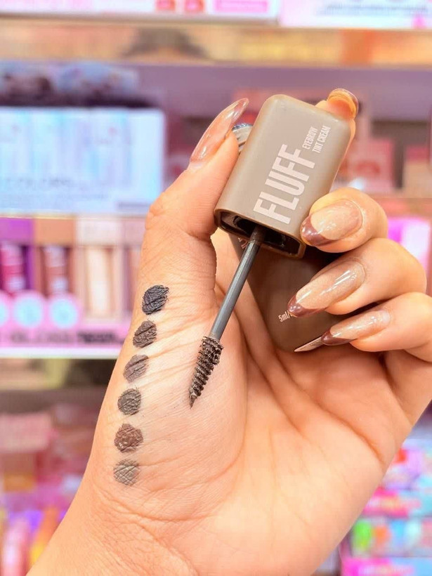 ریمل ابرو HUDABEAUTY دارای 6 کد رنگی لوکس